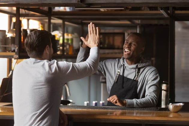Augmenter la clientèle régulière de votre restaurant: pourquoi les clients fidèles sont plus importants que jamais